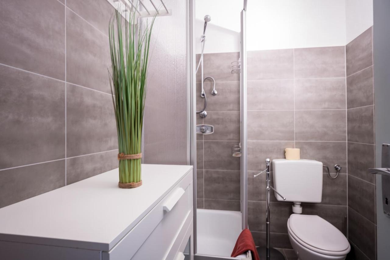 סאטנדורף Wohnung Seeblick מראה חיצוני תמונה