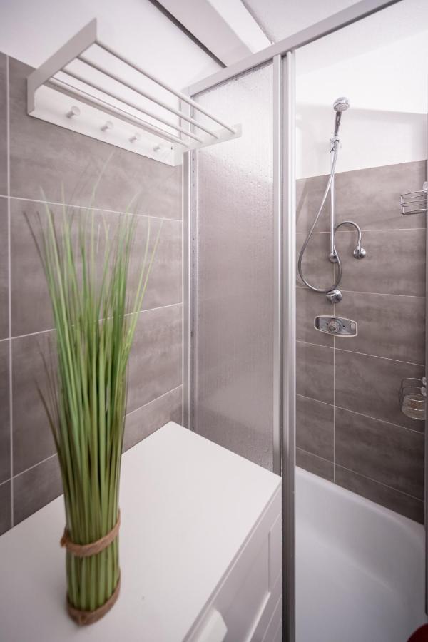 סאטנדורף Wohnung Seeblick מראה חיצוני תמונה